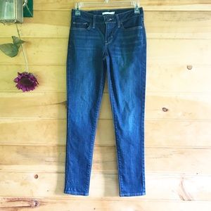 Levi’s 711 Skinny Low Rise Jeans 26